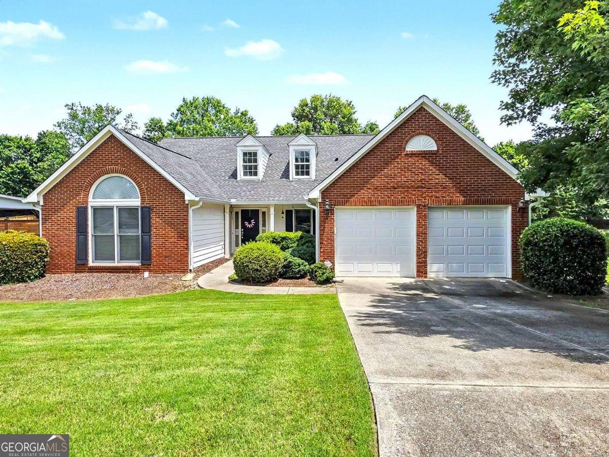 140 Treadstone Overlook Johns Creek - main photo