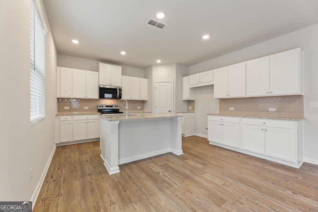 8039 Dickens Drive Fairburn - Photo 11