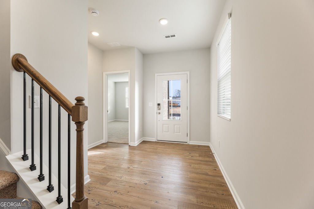 8039 Dickens Drive Fairburn - Photo 6