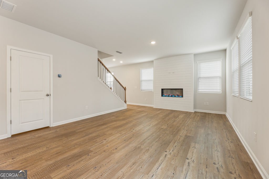 8039 Dickens Drive Fairburn - Photo 7
