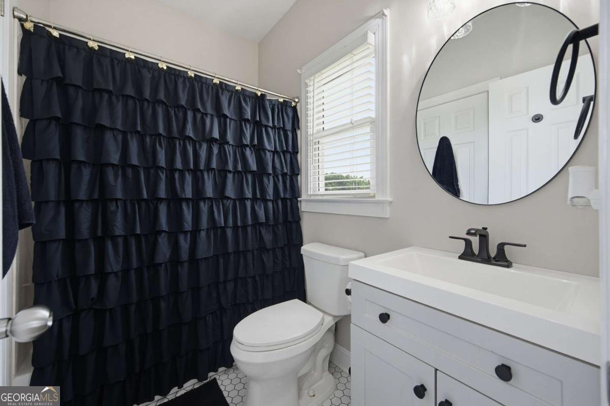 8450 Woodland View Drive Gainesville - Photo 17