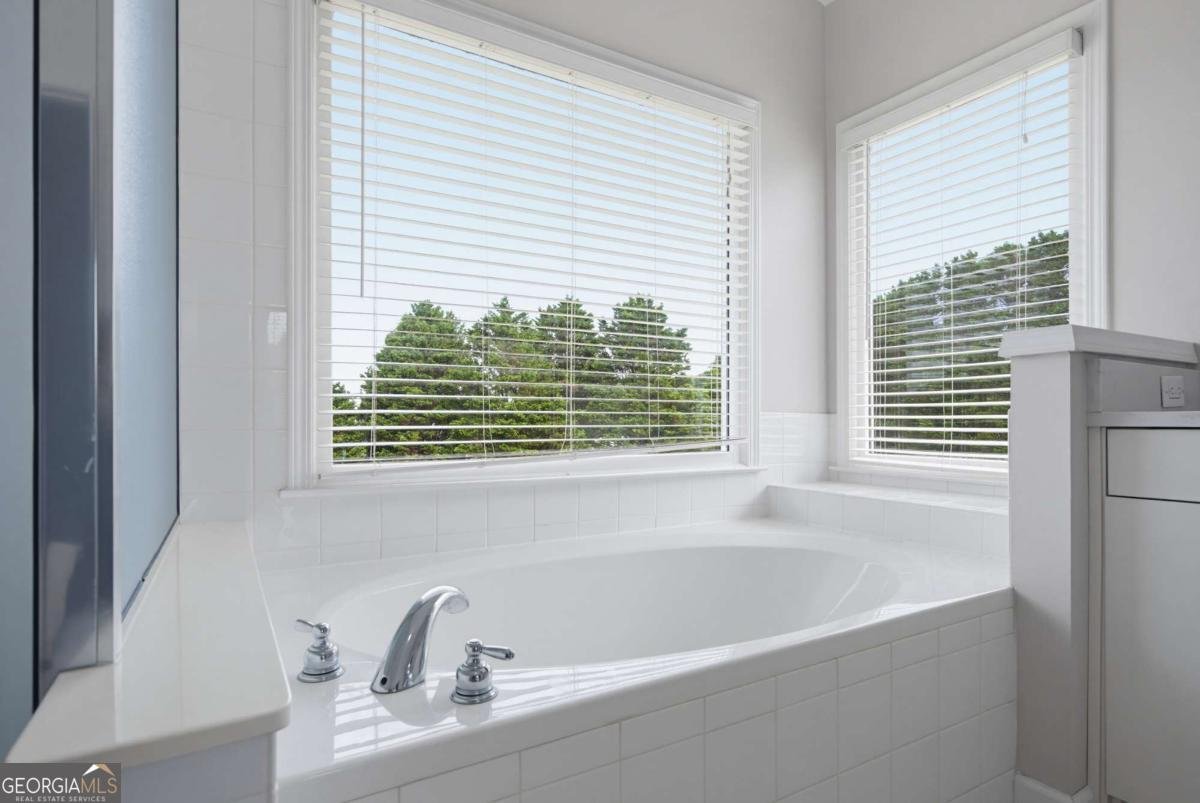 8450 Woodland View Drive Gainesville - Photo 22