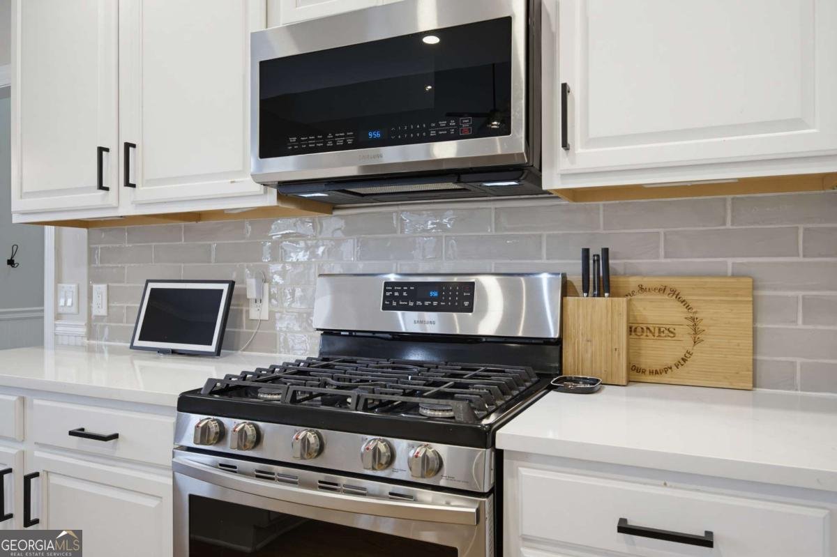 8450 Woodland View Drive Gainesville - Photo 7