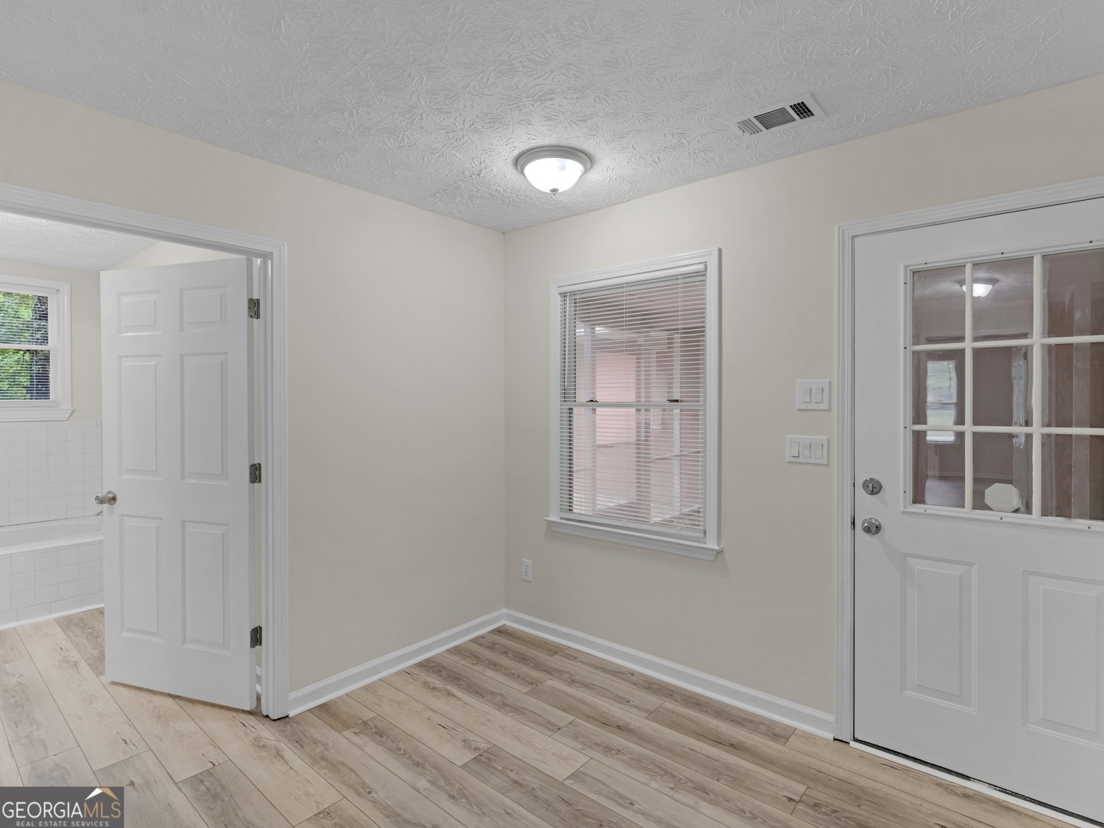 100 Kim Trail Stockbridge - Photo 13