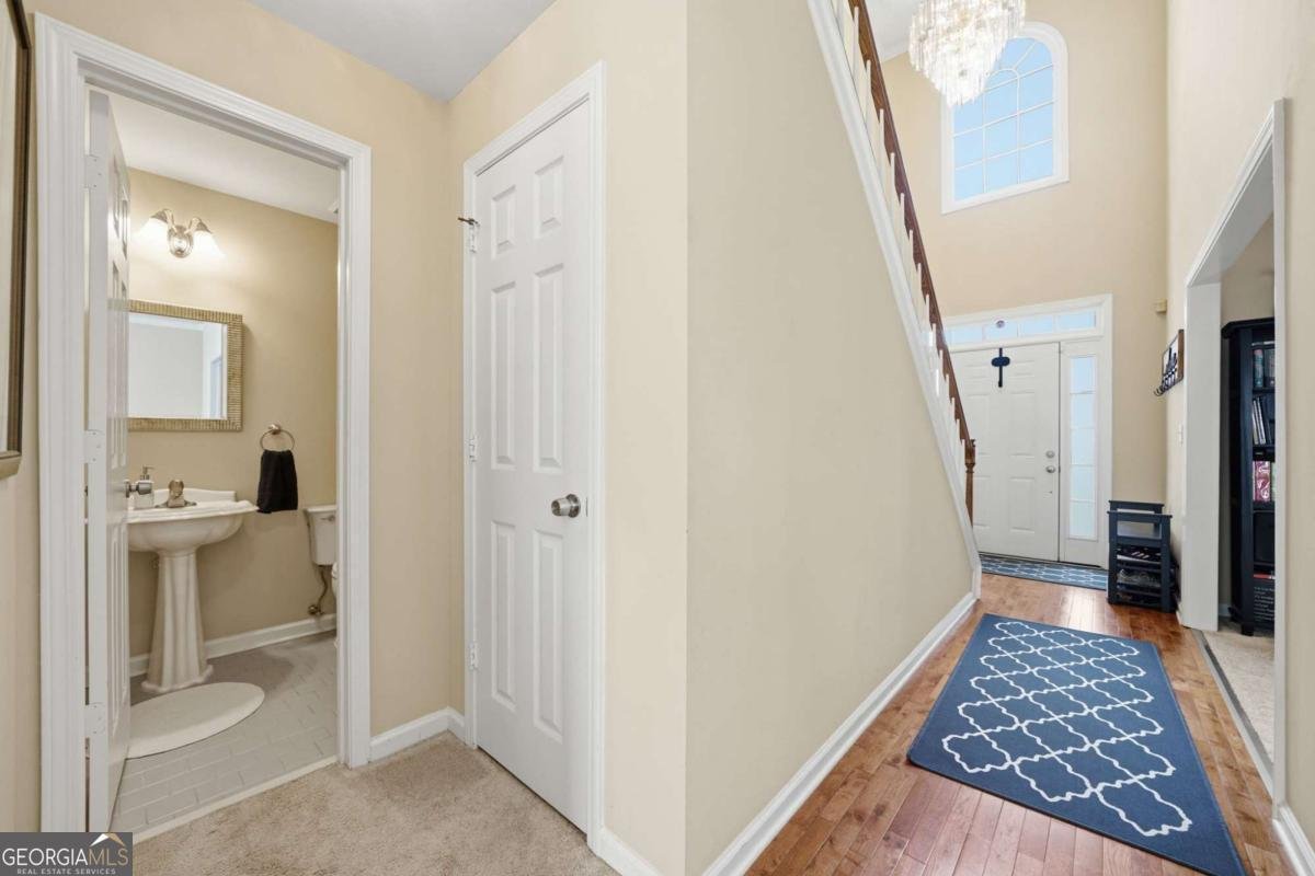 316 Harbor Pointe Drive Stone Mountain - Photo 10