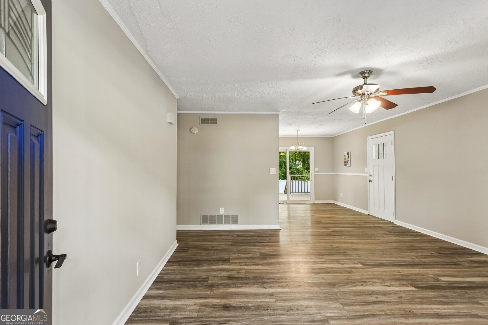 1025 James Street Marietta - Photo 10
