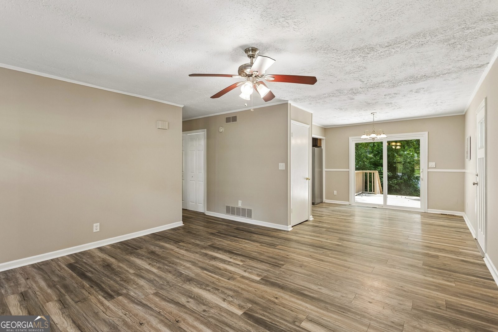 1025 James Street Marietta - Photo 13