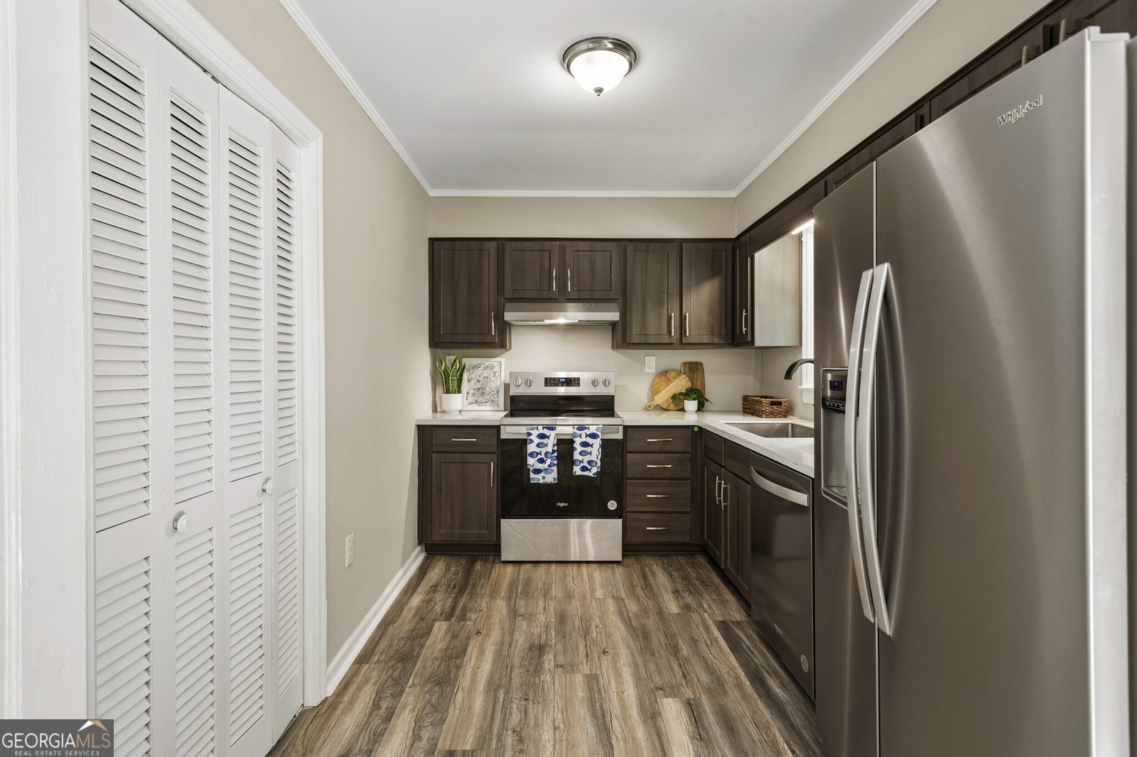 1025 James Street Marietta - Photo 16