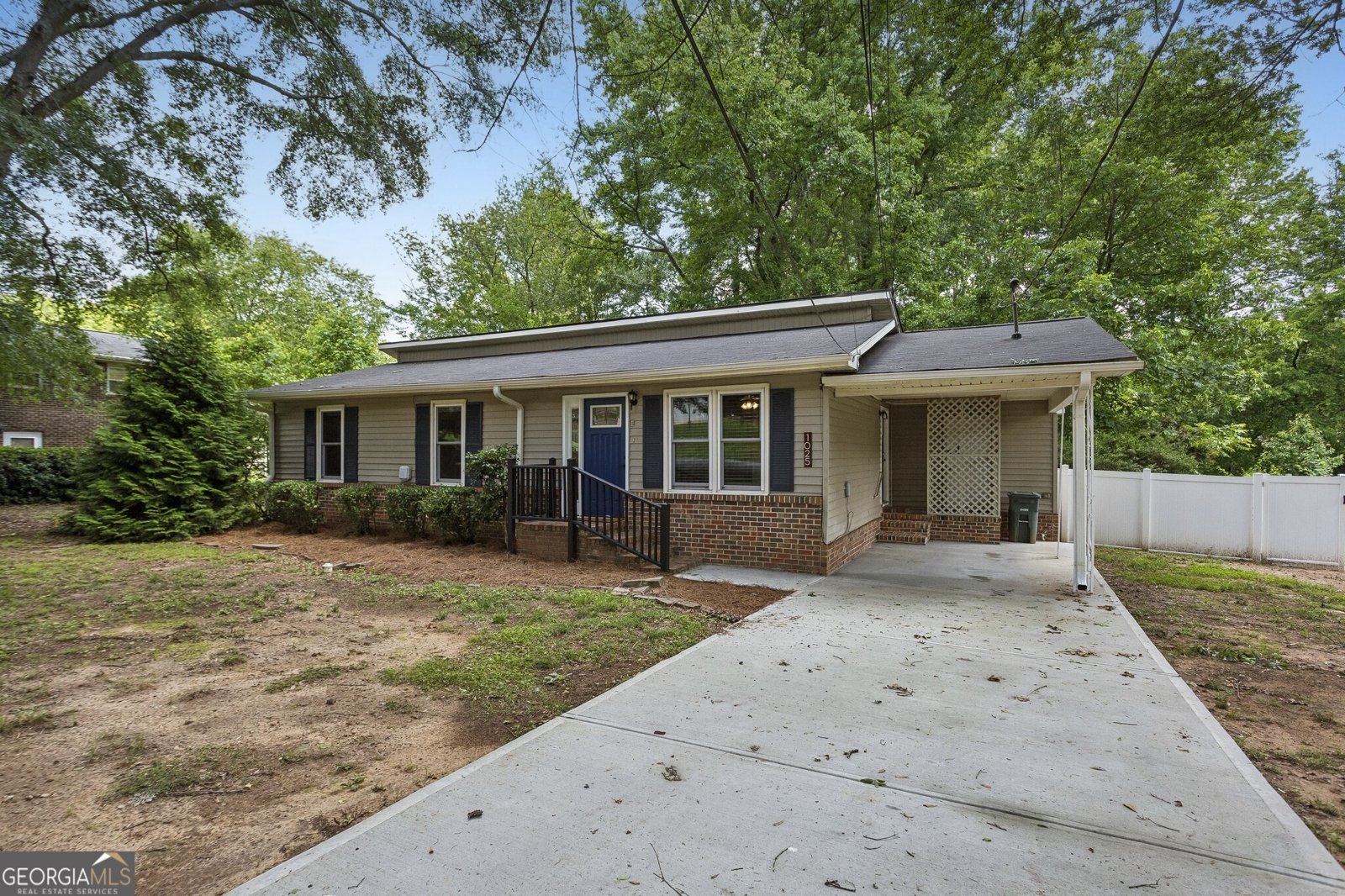 1025 James Street Marietta - Photo 8