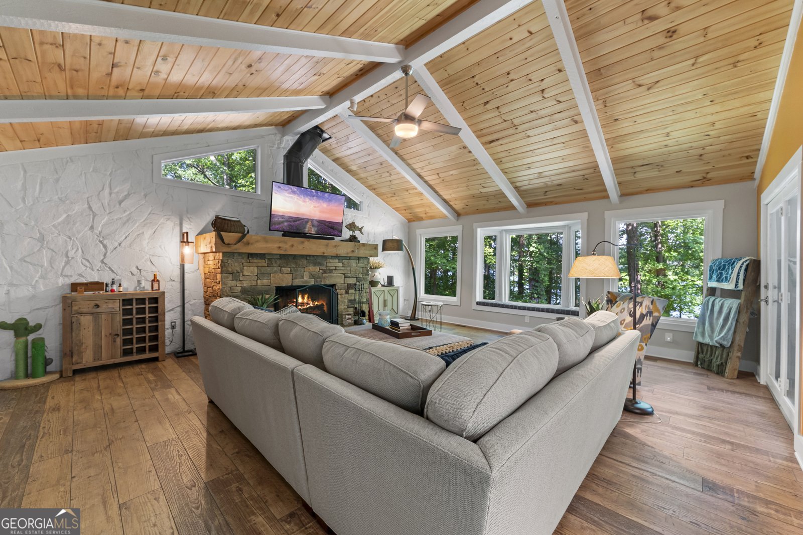 244 Lake View Court Lavonia - Photo 8