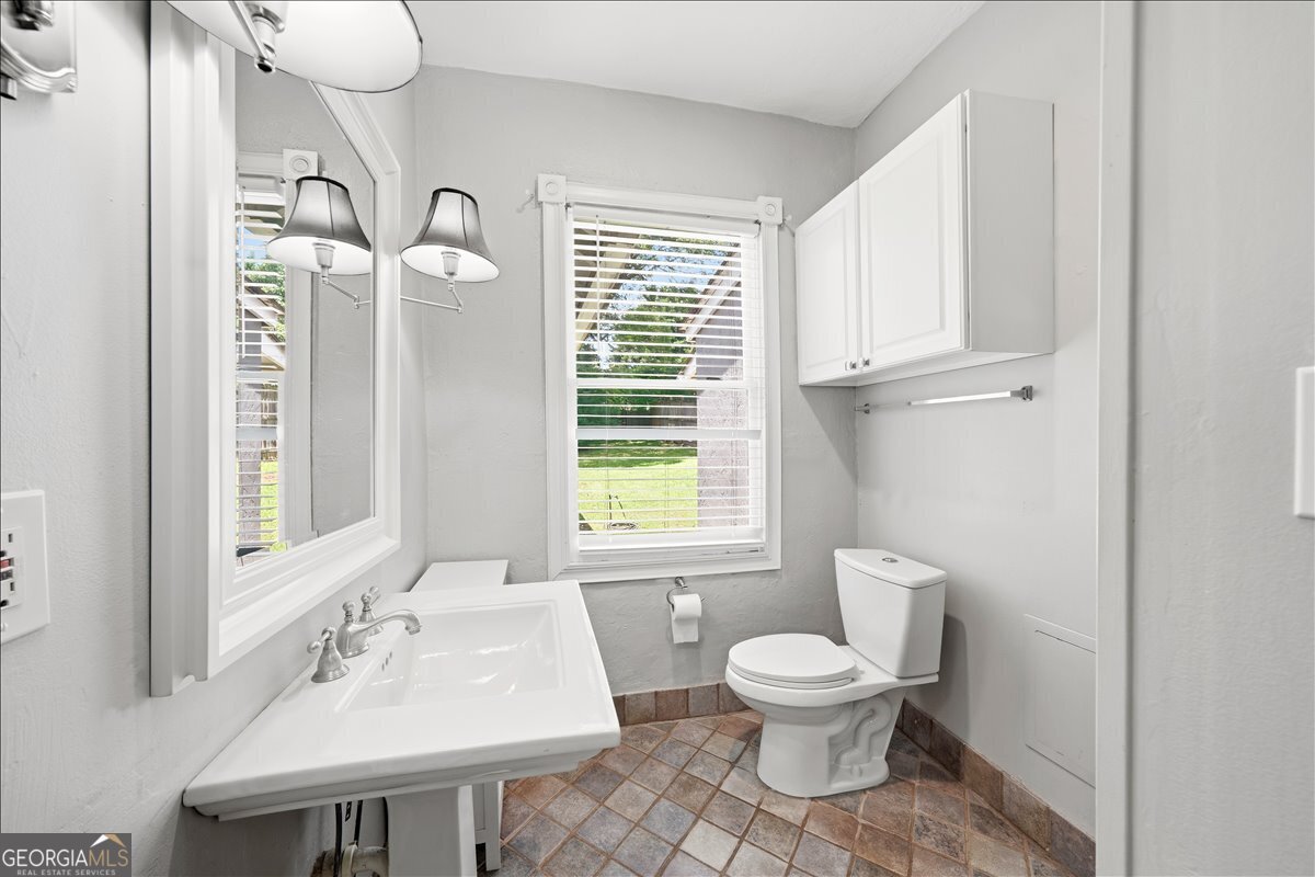 1120 Standard Drive Brookhaven - Photo 16