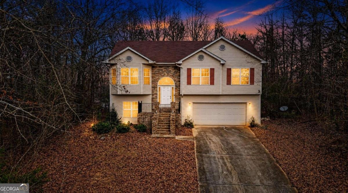 20 Crooked Creek Way Covington - main photo