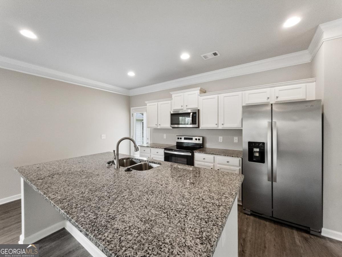 1272 Towne Square Court Athens - Photo 10