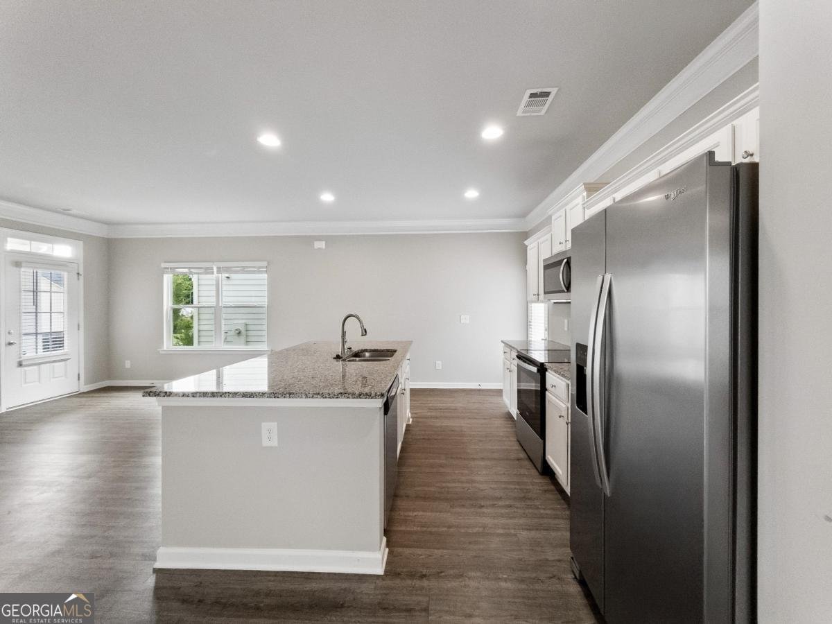 1272 Towne Square Court Athens - Photo 11