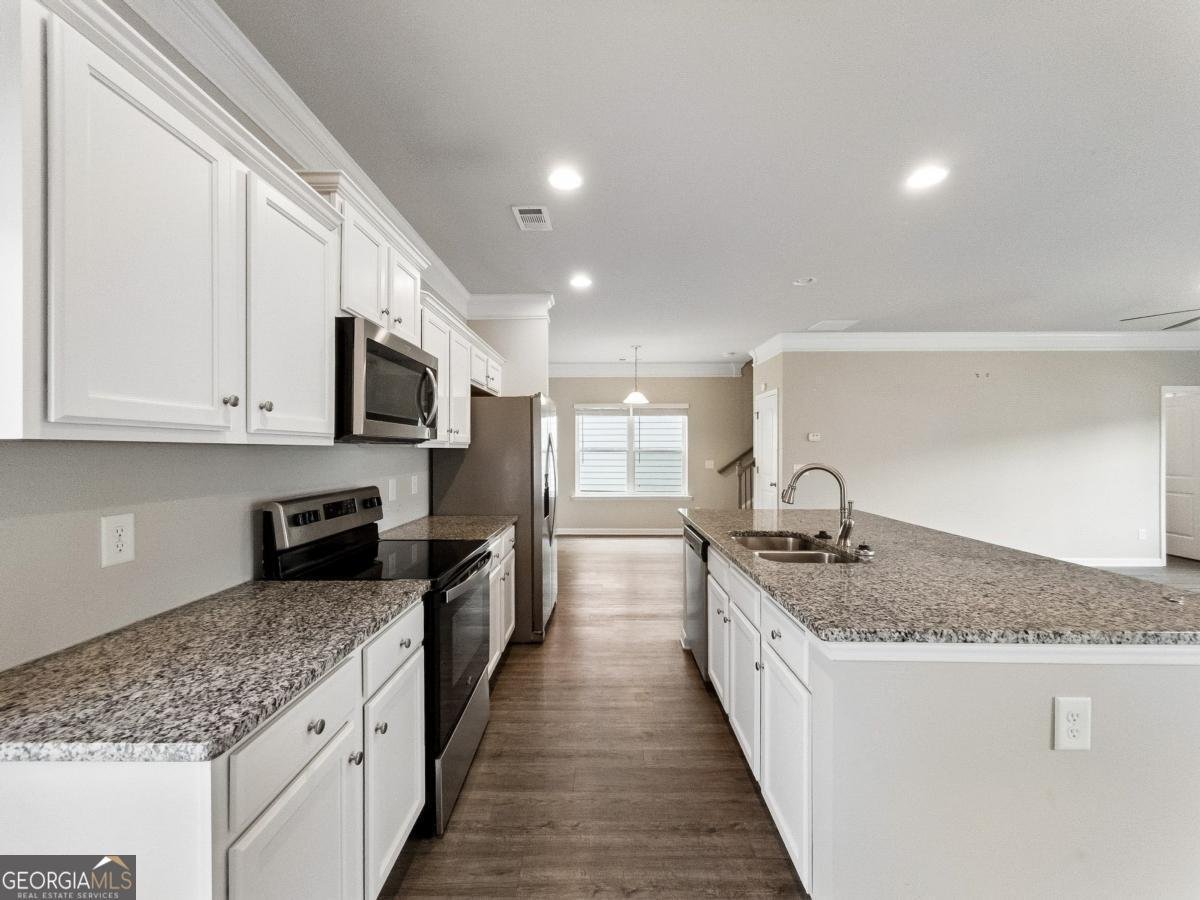 1272 Towne Square Court Athens - Photo 12