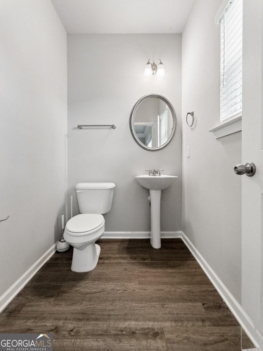 1272 Towne Square Court Athens - Photo 16