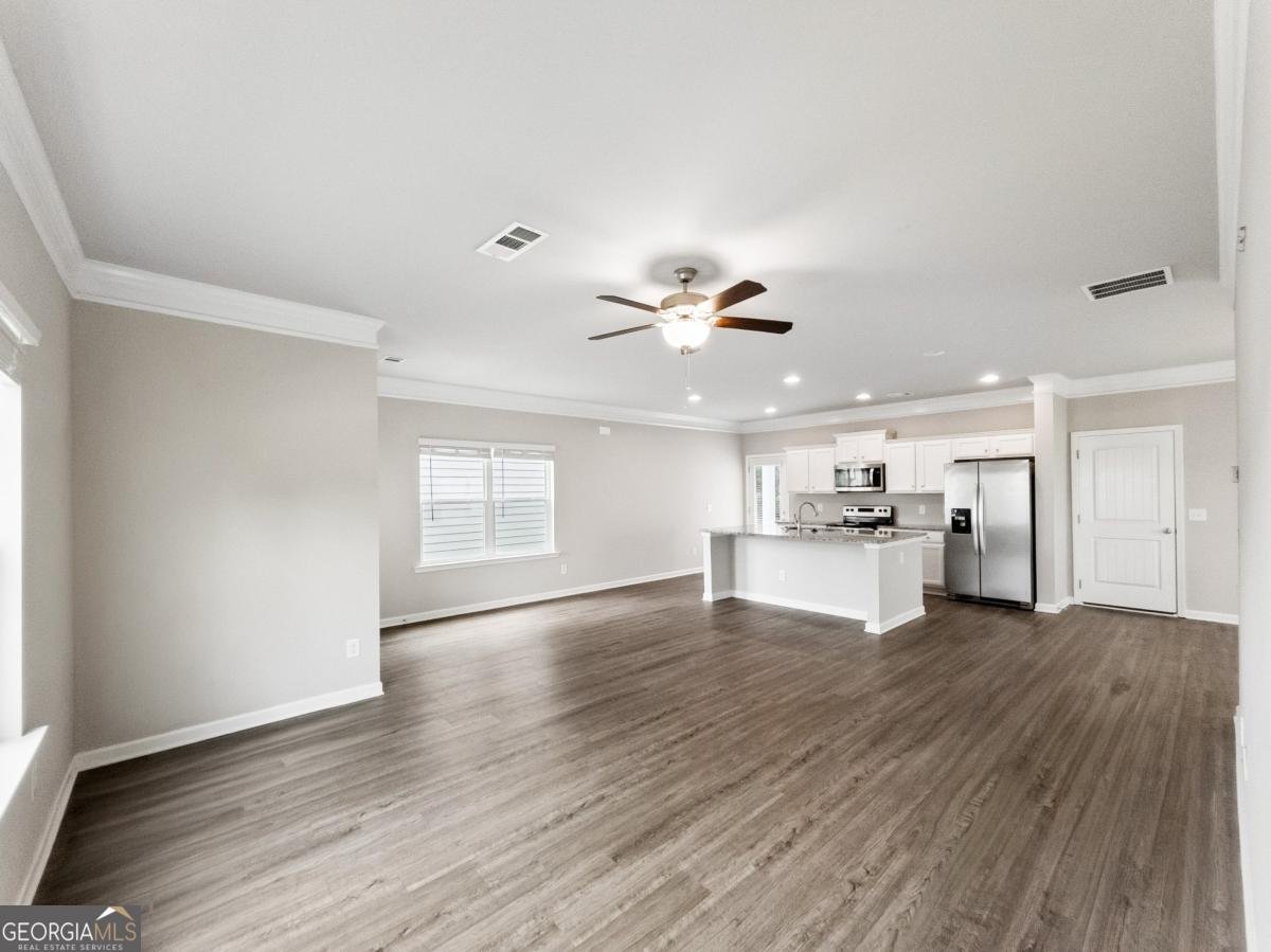 1272 Towne Square Court Athens - Photo 6