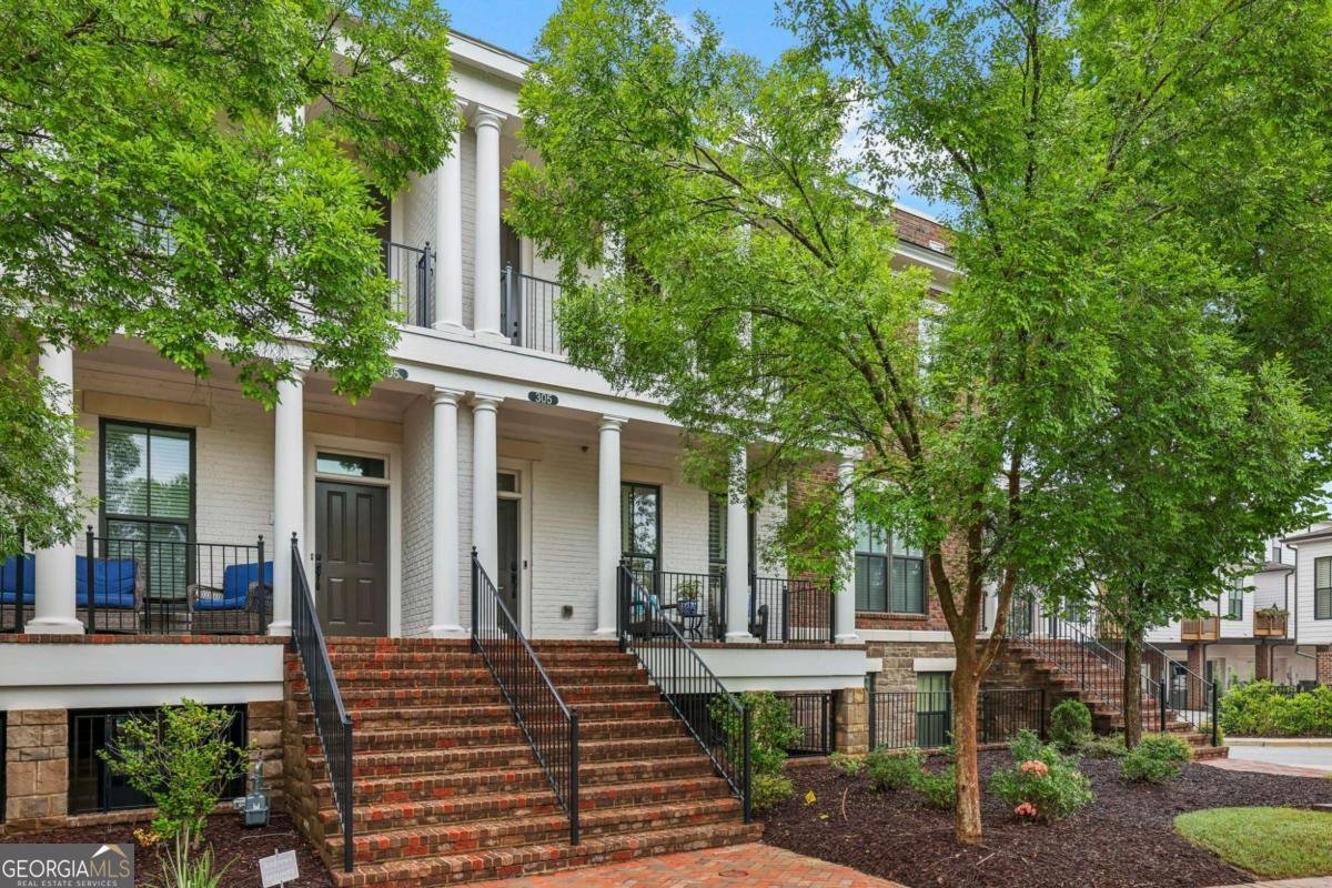305 Cricket Lane Alpharetta - main photo
