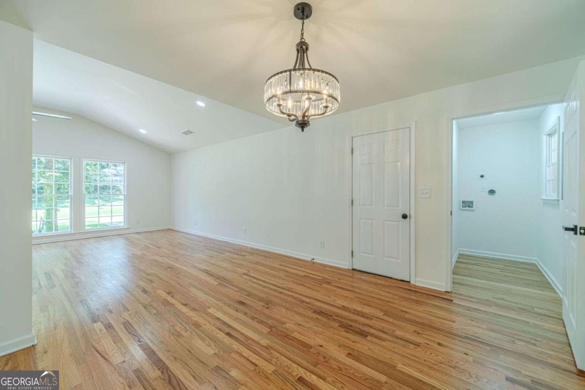 664 Hickory Ridge Road Lilburn - Photo 14