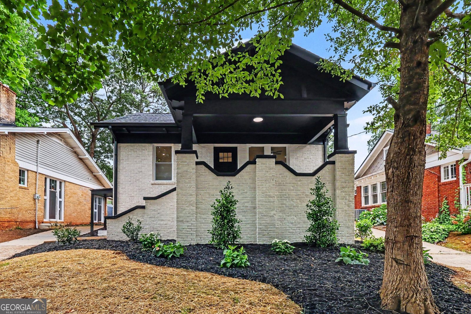 1600 Rogers Avenue Atlanta - main photo