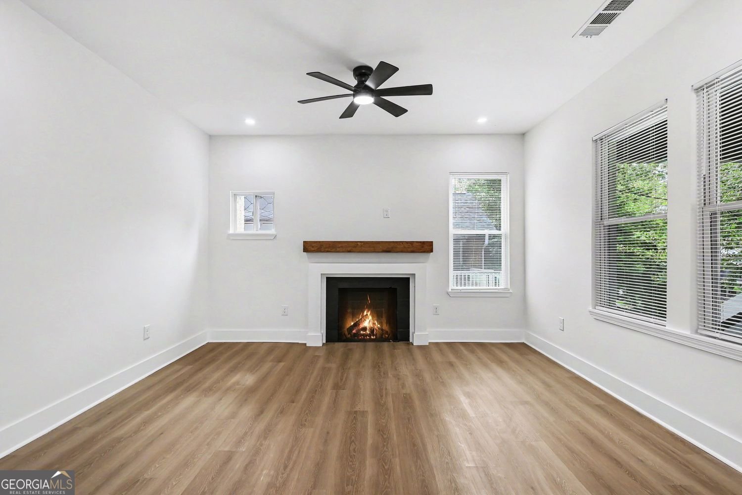 1600 Rogers Avenue Atlanta - Photo 8