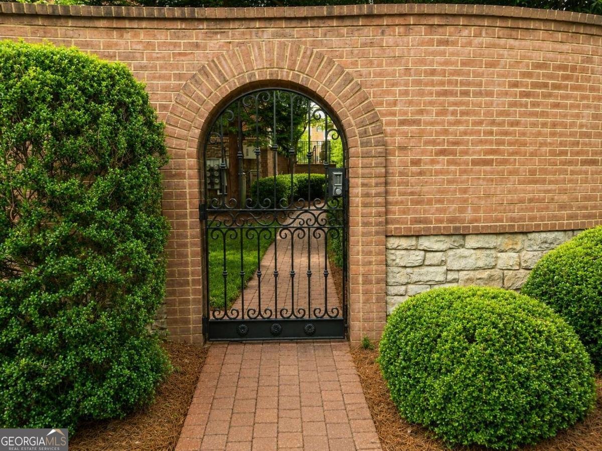 2300 Peachford Road Atlanta - Photo 22