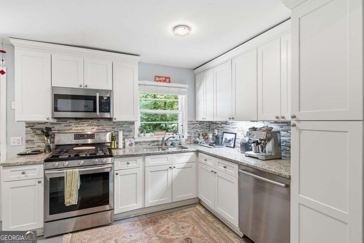 2728 Rollingwood Lane Atlanta - Photo 15