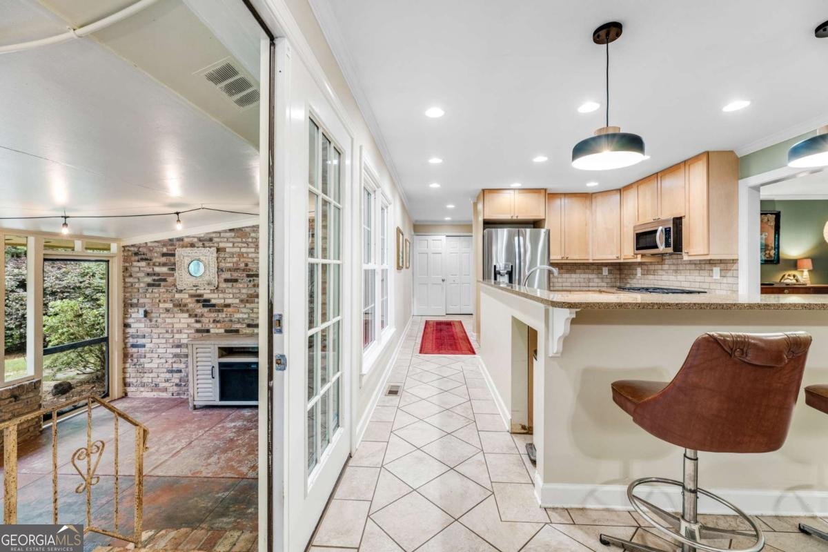 2480 Flair Knoll Drive Atlanta - Photo 19