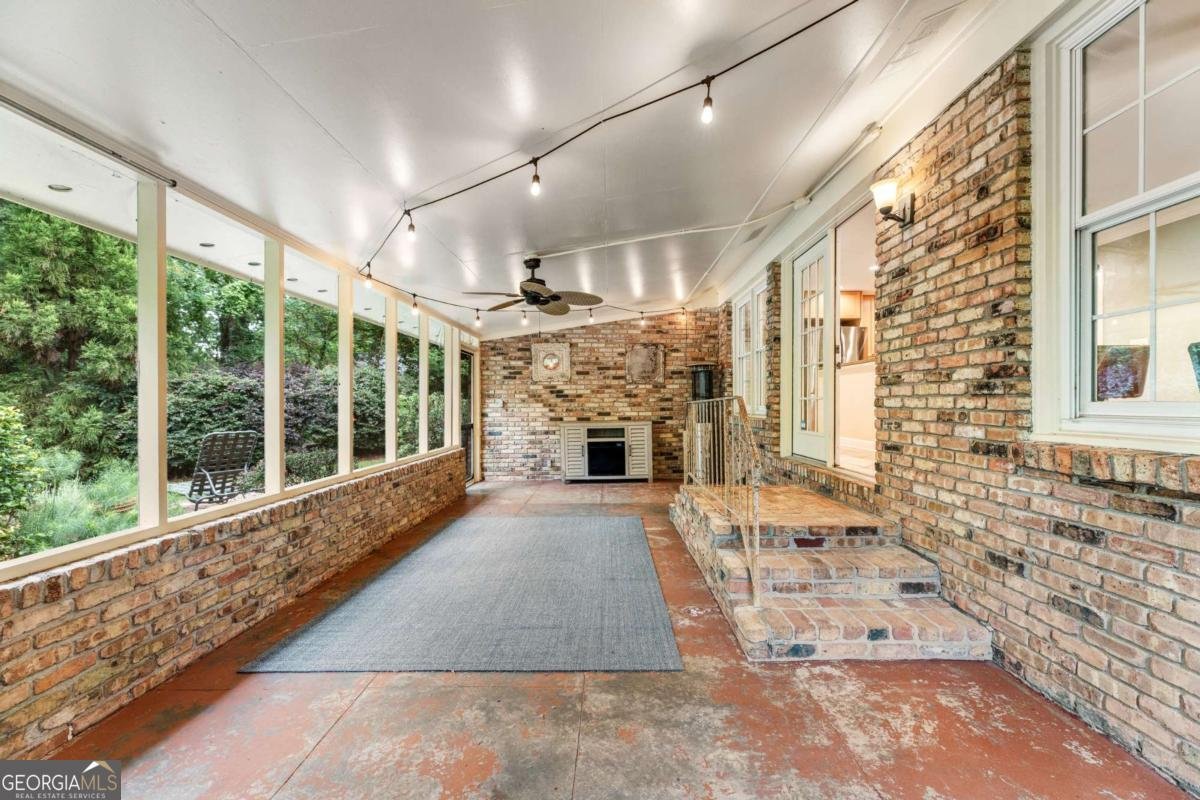 2480 Flair Knoll Drive Atlanta - Photo 20