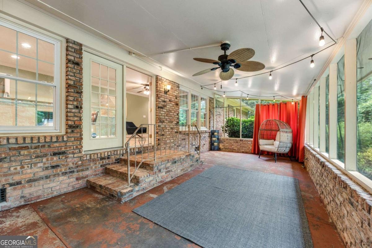 2480 Flair Knoll Drive Atlanta - Photo 21