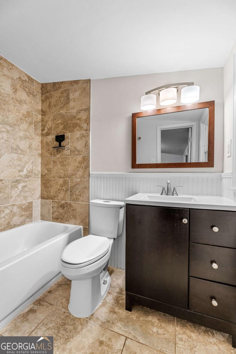 2480 Flair Knoll Drive Atlanta - Photo 34