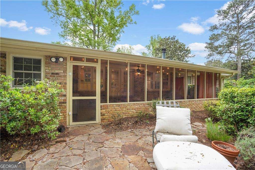 2480 Flair Knoll Drive Atlanta - Photo 41