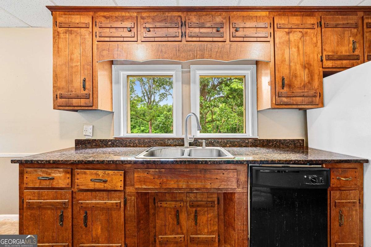 1022 Jones Ferry Road Elberton - Photo 9