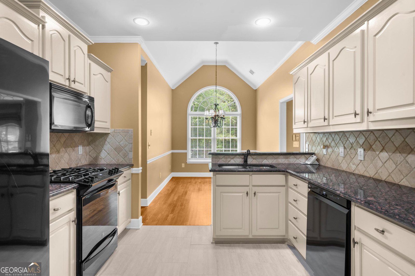 641 Richmond Place Loganville - Photo 15
