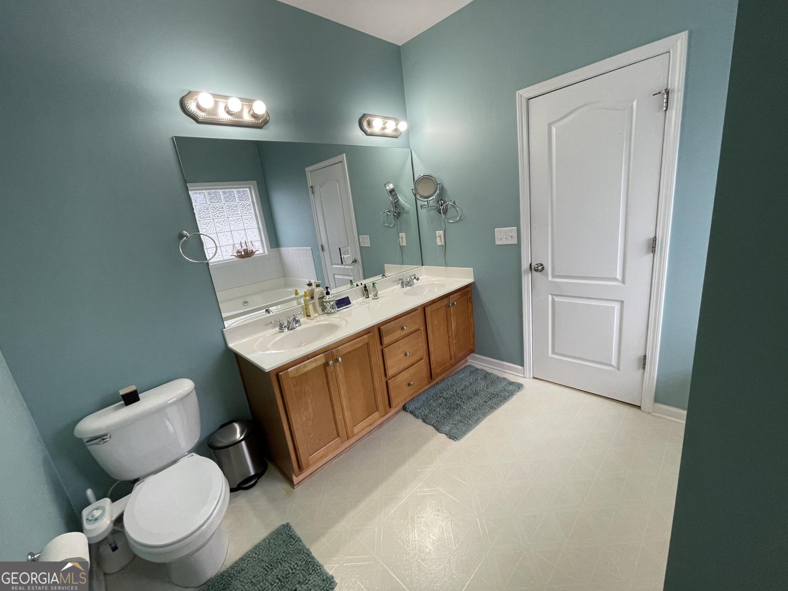 282 Monarch Village Way Stockbridge - Photo 7