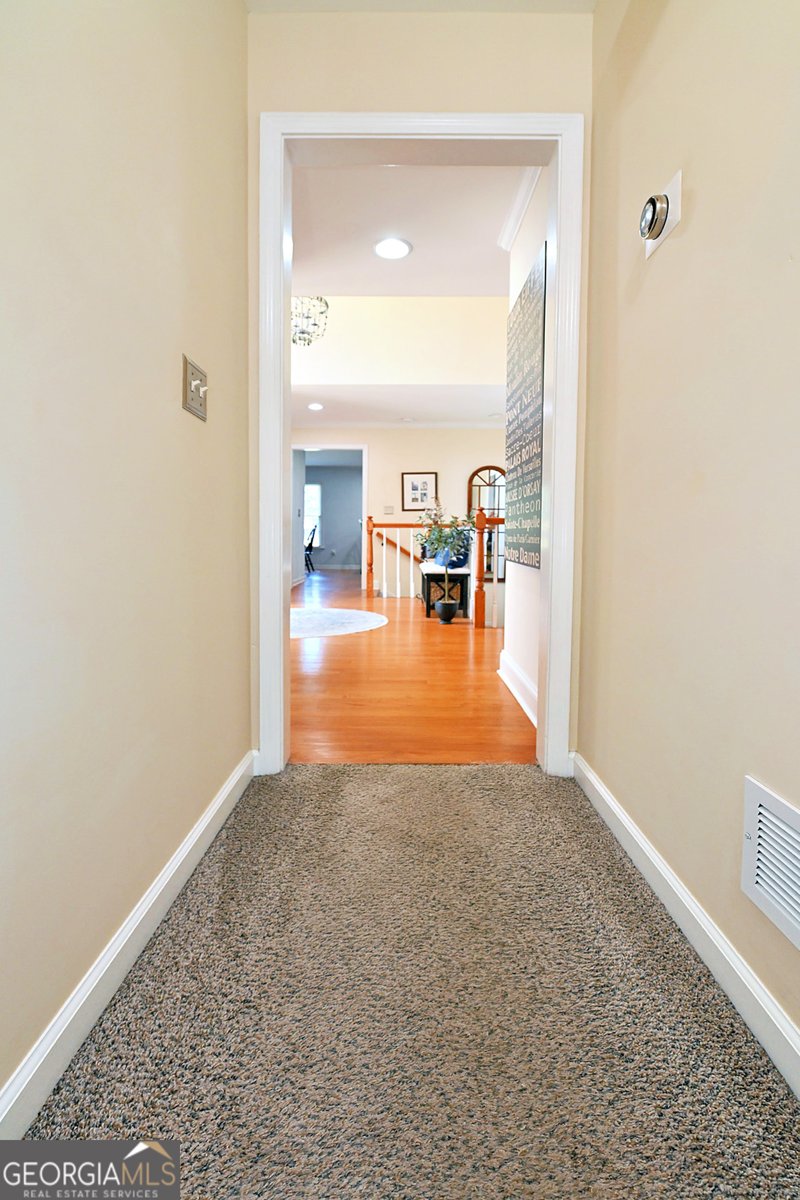 4010 Churchill Downs Drive Gainesville - Photo 16