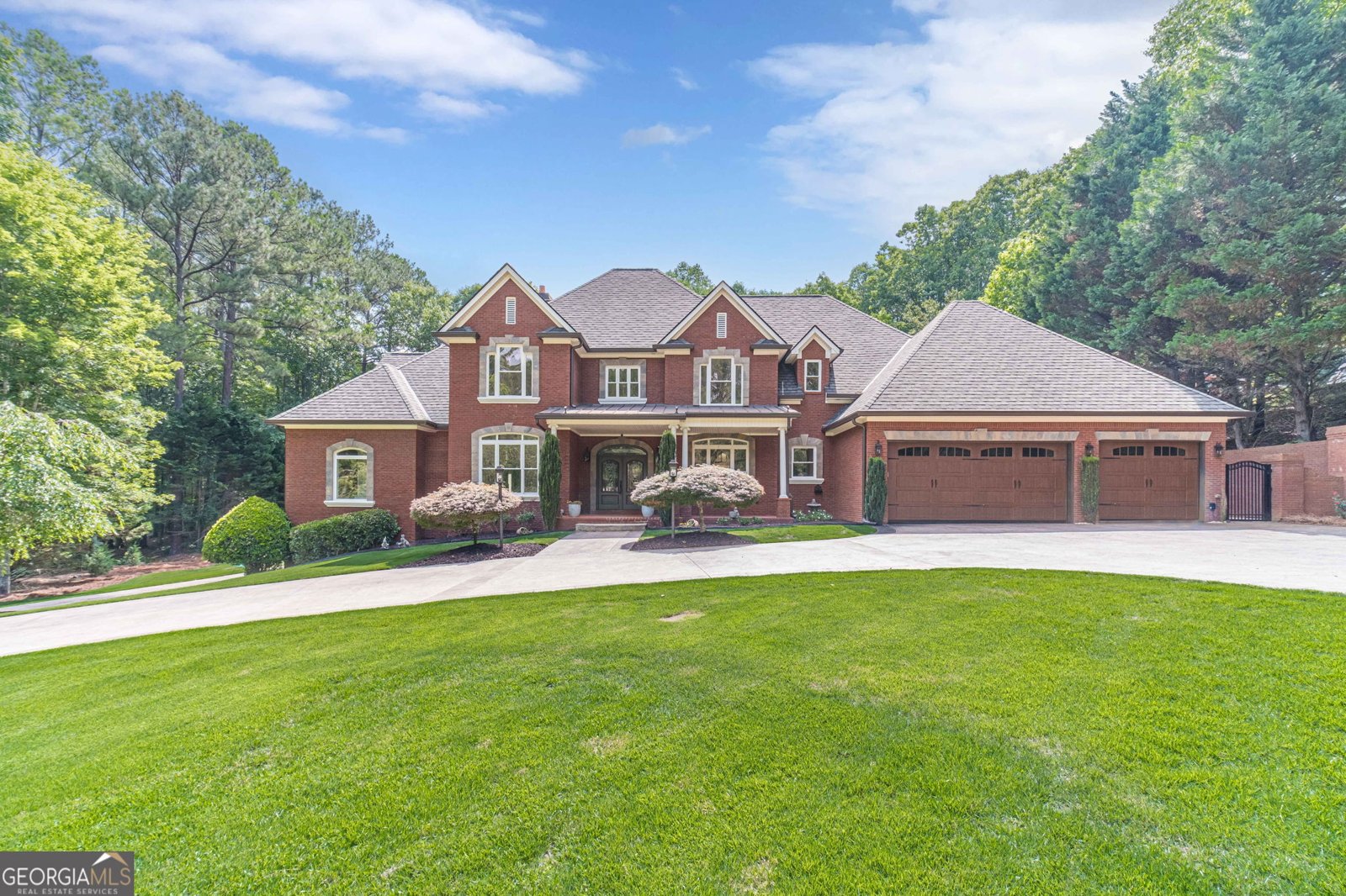 2431 Rabbit Farm Circle Loganville - main photo
