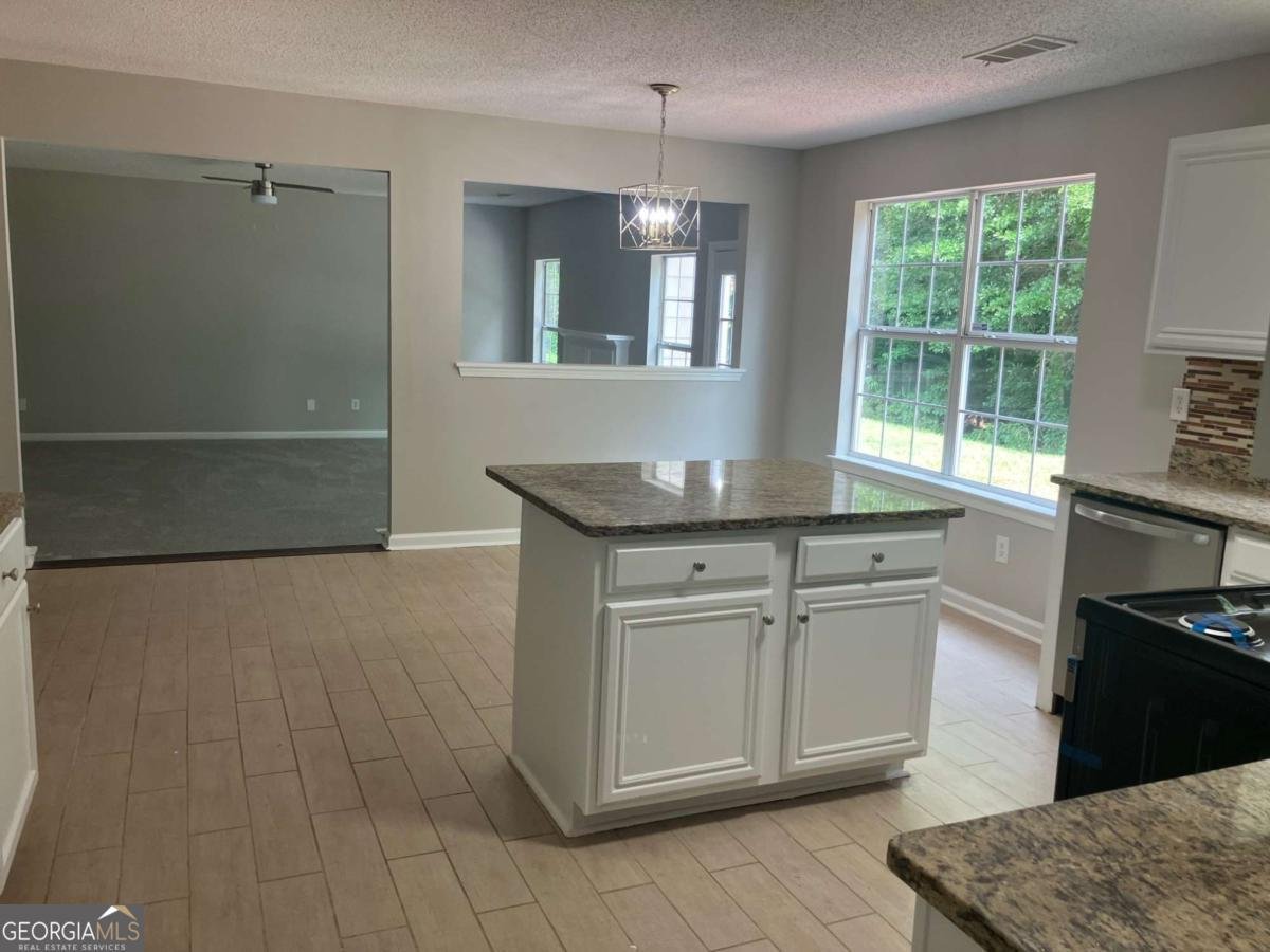 2848 Chilhowee Drive Atlanta - Photo 12