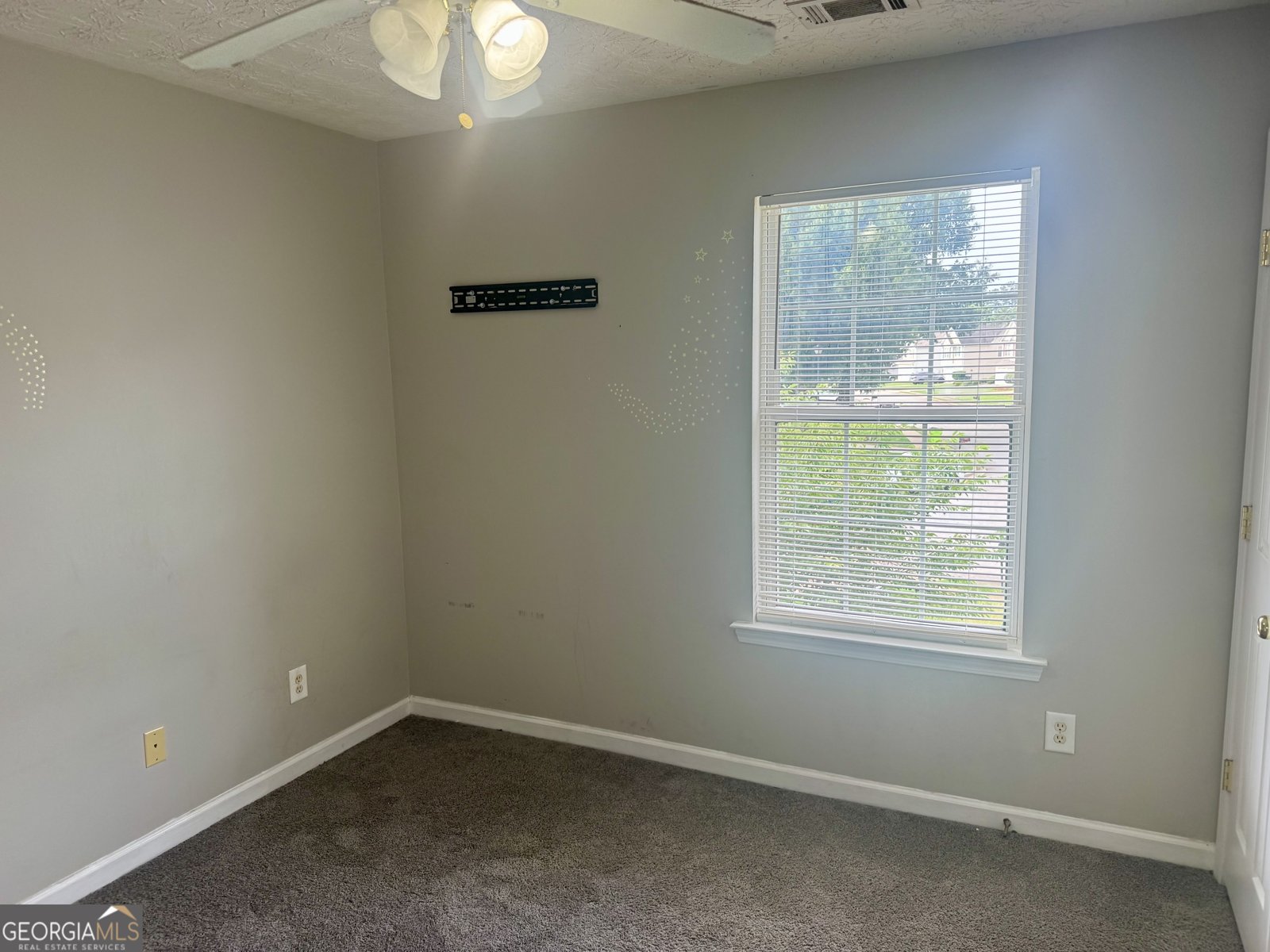 2485 Hampshire Cove Conyers - Photo 6