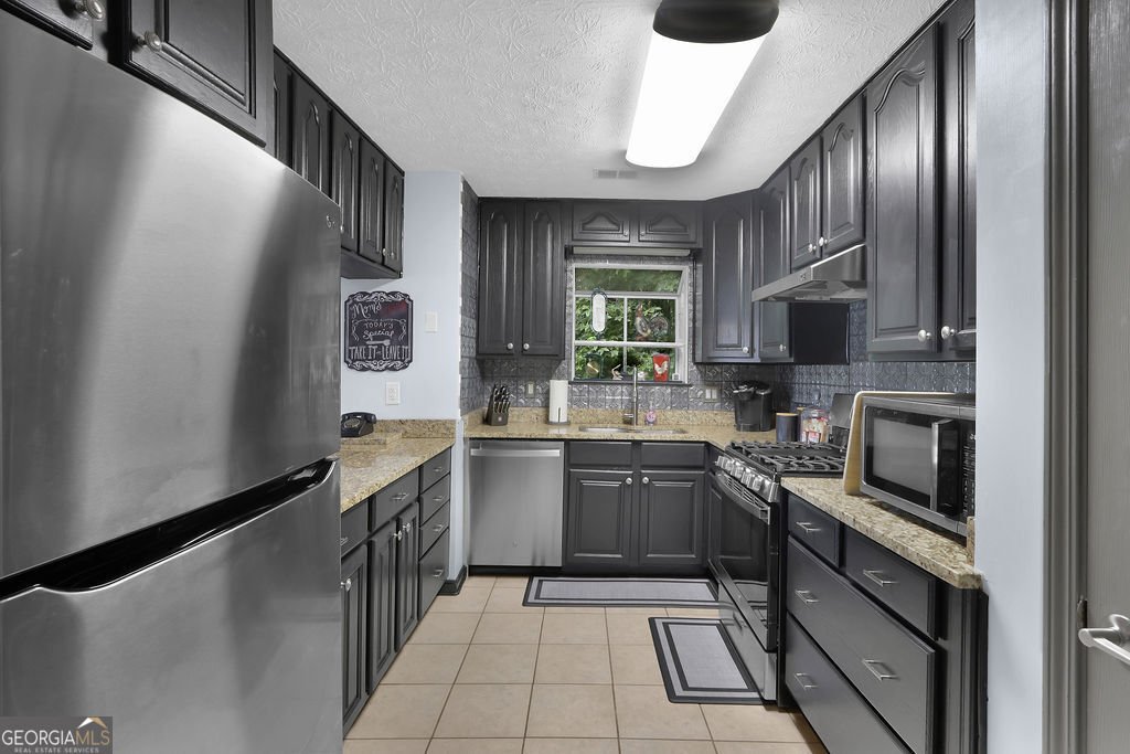 8788 Lake Drive Snellville - Photo 19