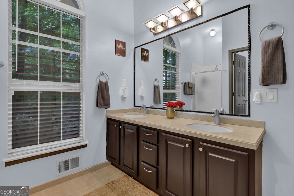 8788 Lake Drive Snellville - Photo 32