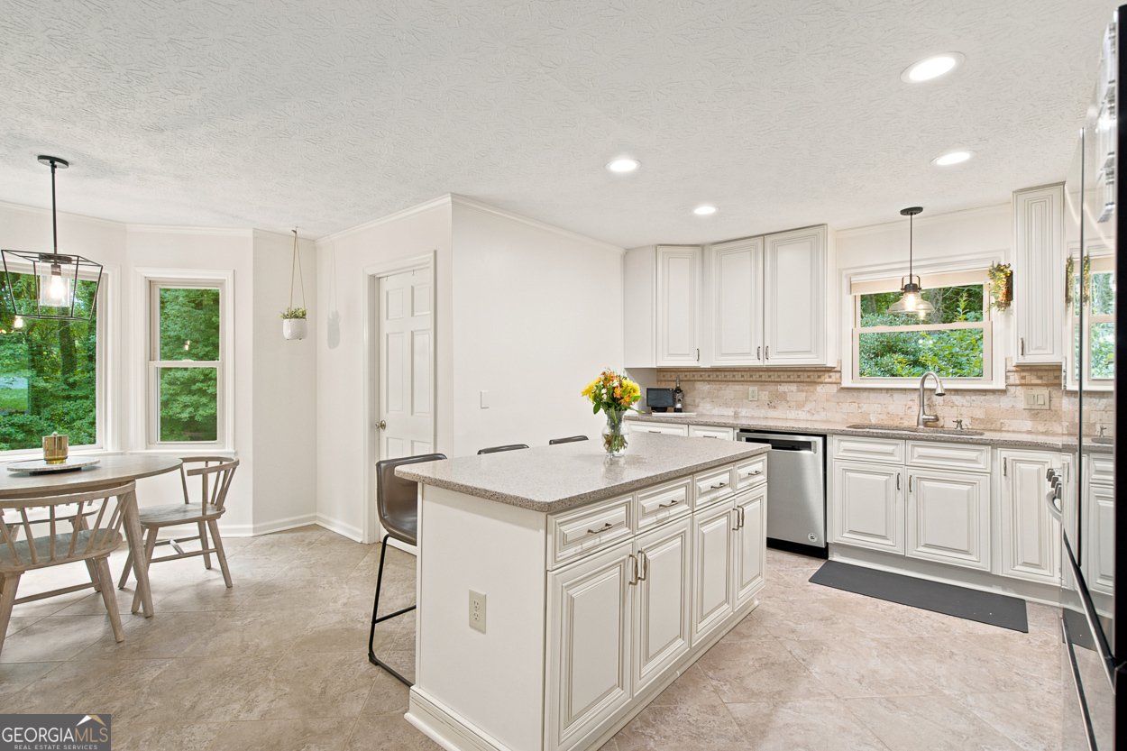 1430 Shadowrock Court Marietta - Photo 18