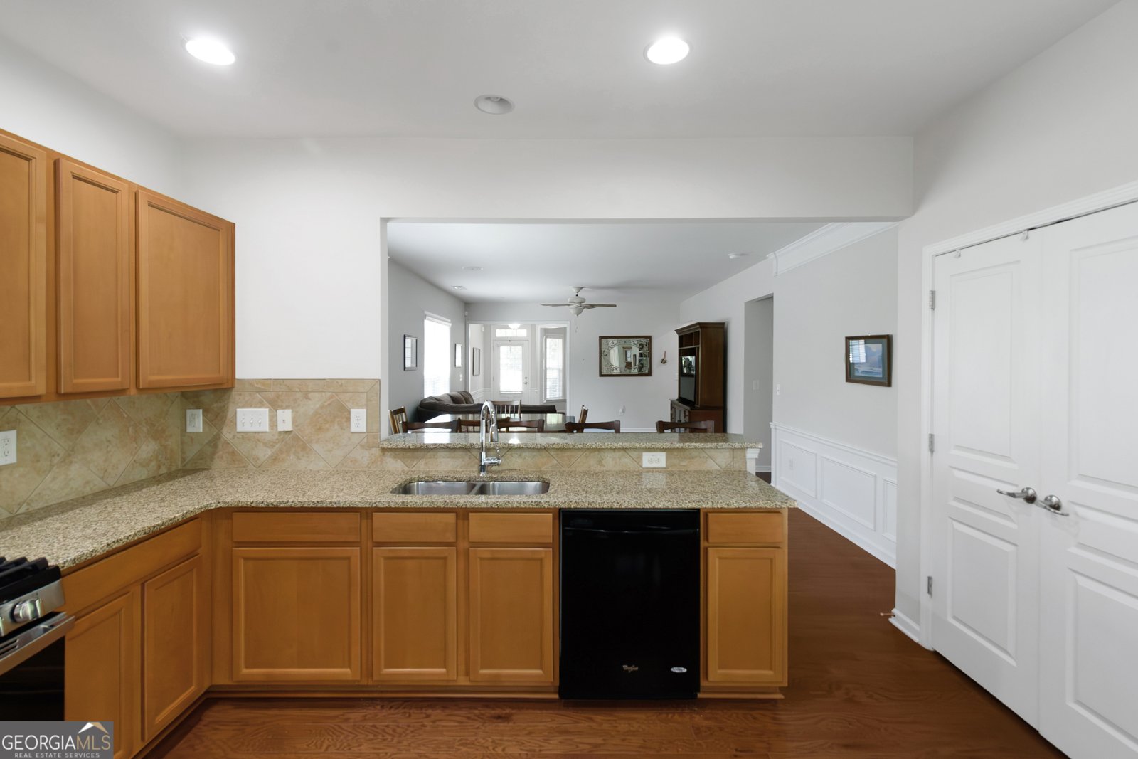 329 Sandy Springs Drive Griffin - Photo 12