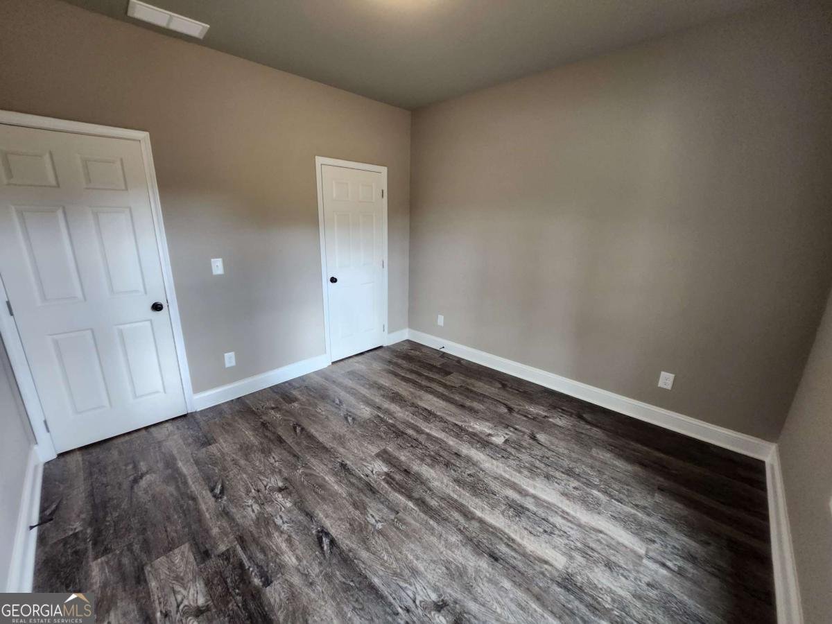 2205 Shady Grove Road Carrollton - Photo 7