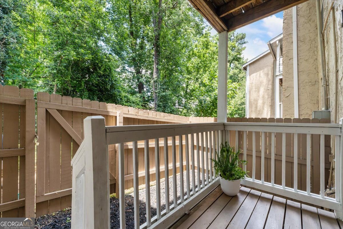 3140 Seven Pines Court Atlanta - Photo 8