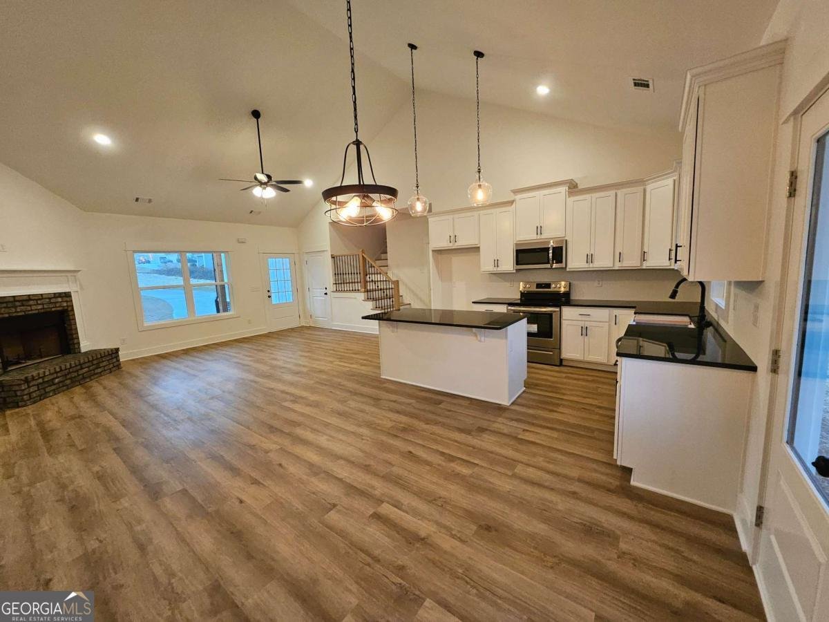2209 Shady Grove Road Carrollton - Photo 6