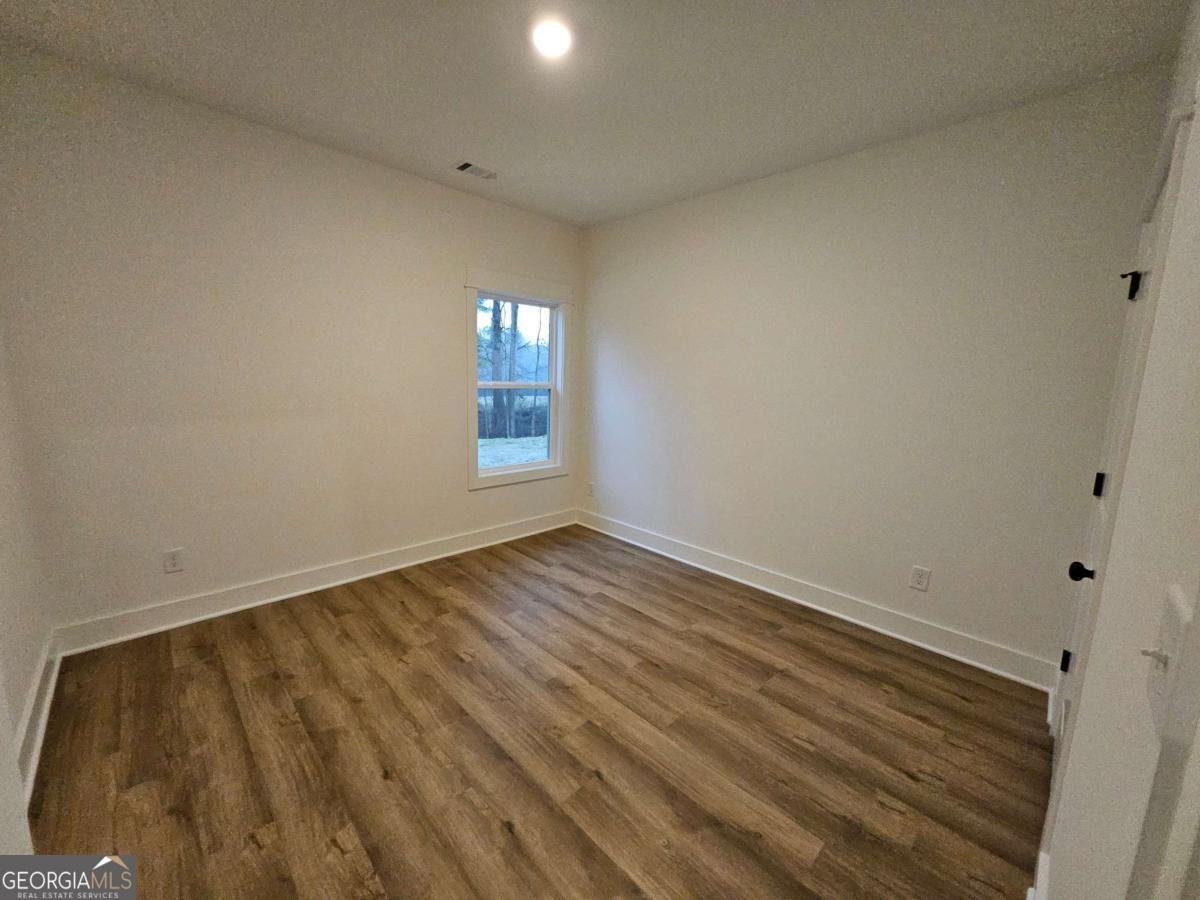 2209 Shady Grove Road Carrollton - Photo 9