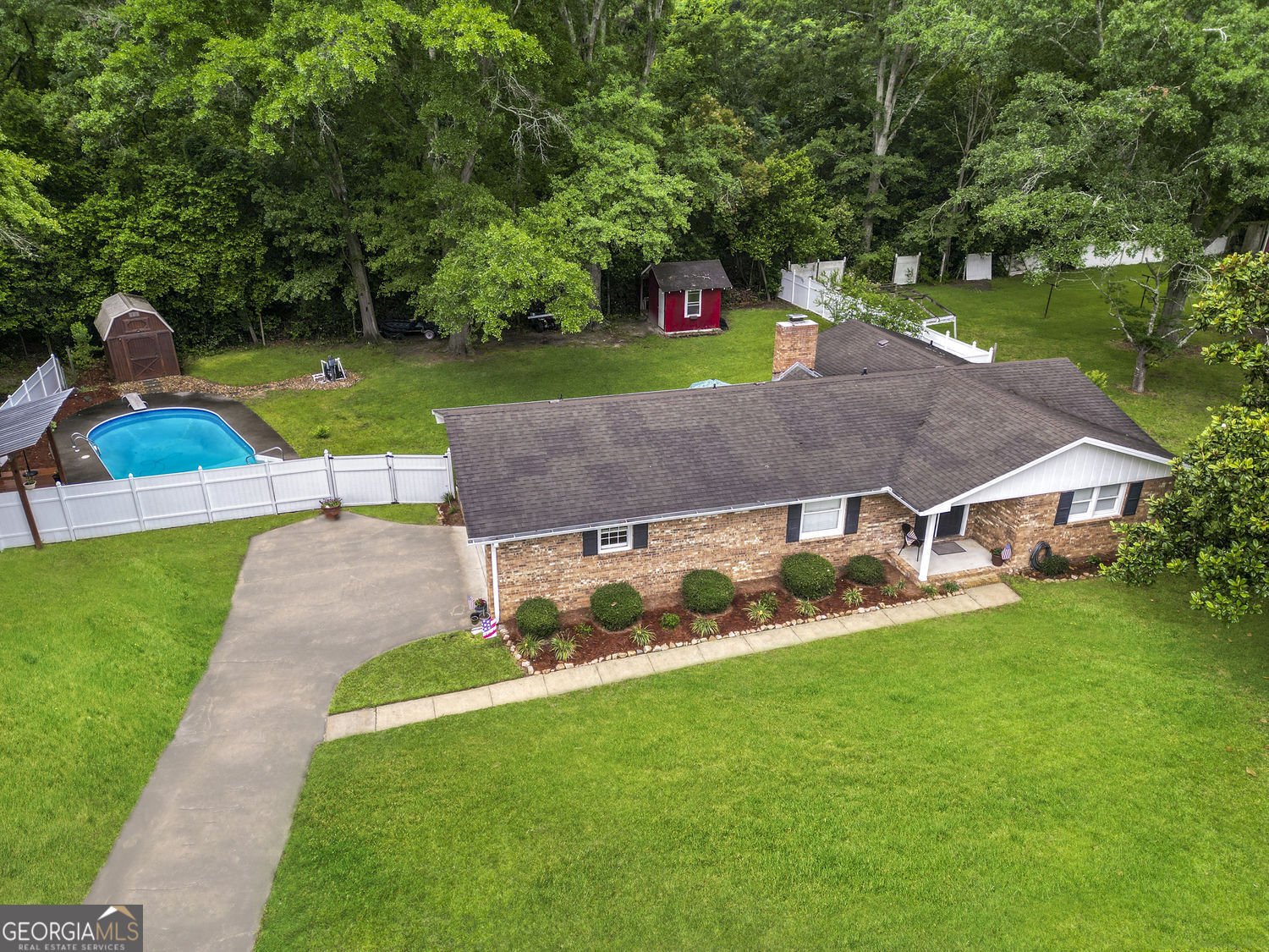 6071 Fountain Drive Macon - main photo