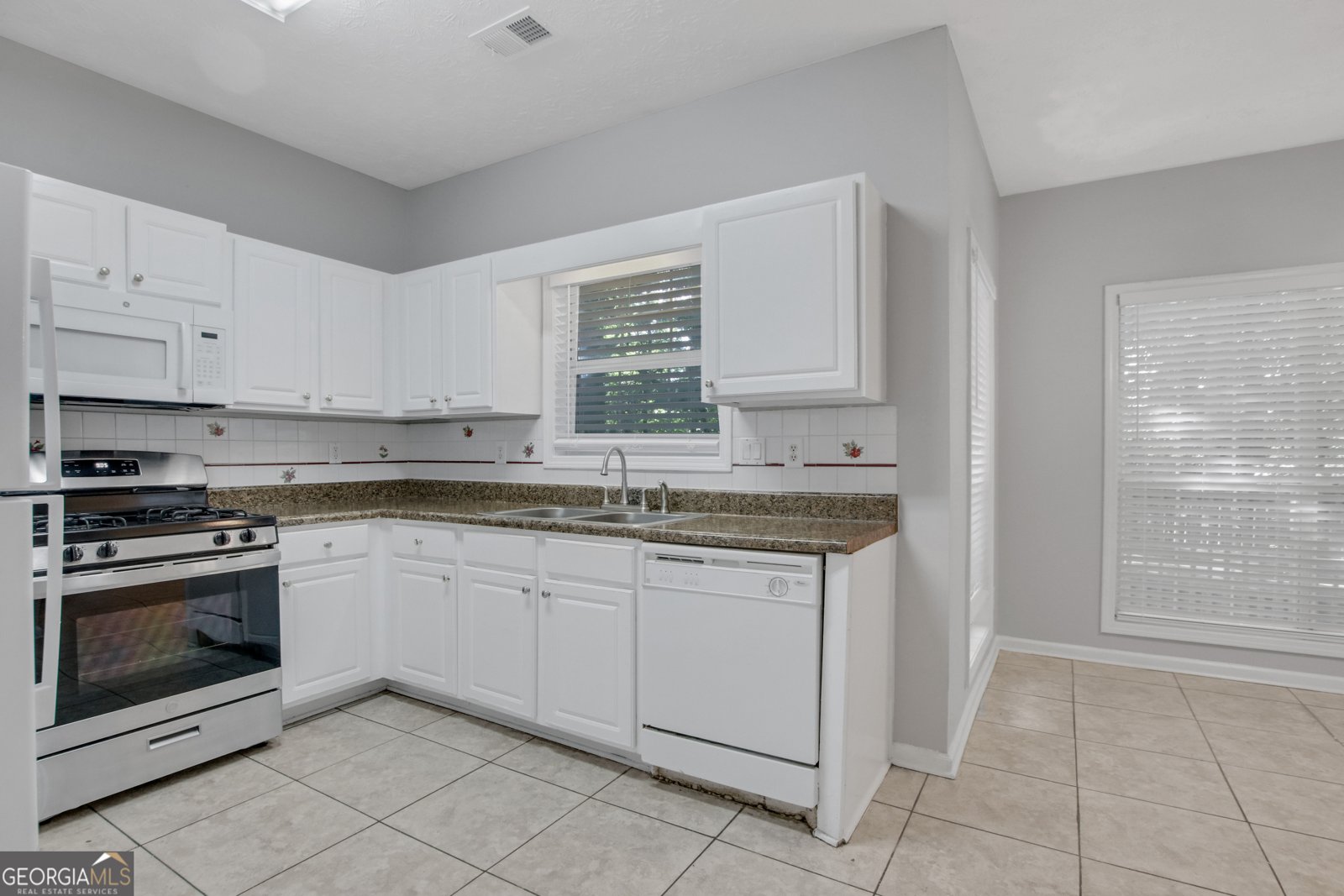 4832 Shelburne Trace Duluth - Photo 12