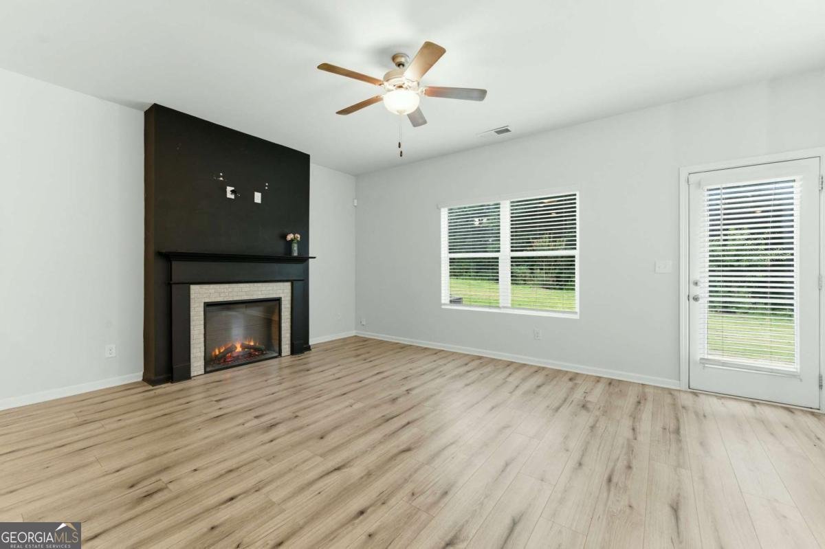 7492 Knoll Hollow Road Lithonia - Photo 9